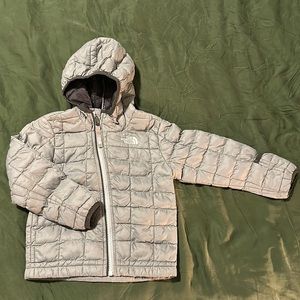 THE NORTHFACE Thermoball Primaloft Hooded Jacket